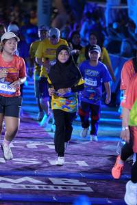 BIB: 4793, 4796
                            <button type="button" onclick="openModal(26231828)" class="btn btn-primary btn-sm float-right btn-popup" data-toggle="modal" data-target=".modal-high-quality">
                        <i class="fas fa-shopping-cart"></i> Add to Cart
                    </button>
                                            <button type="button" onclick="isThisMe(26231828, true)" class="btn btn-success btn-sm float-right btn-popup btn-isme hidden" data-toggle="tooltip" data-placement="bottom" title="นี่คือรูปของคุณใช่ไหม คลิกที่นี่เพื่อเอาเข้าอัลบั้ม">
                        <i class="fas fa-plus"></i> Add to album
                    </button>
                    <button type="button" onclick="isThisMe(26231828, false)" class="btn btn-warning btn-sm float-right btn-popup btn-isnotme hidden">
                        <i class="fas fa-ban"></i> Remove from album
                    </button>